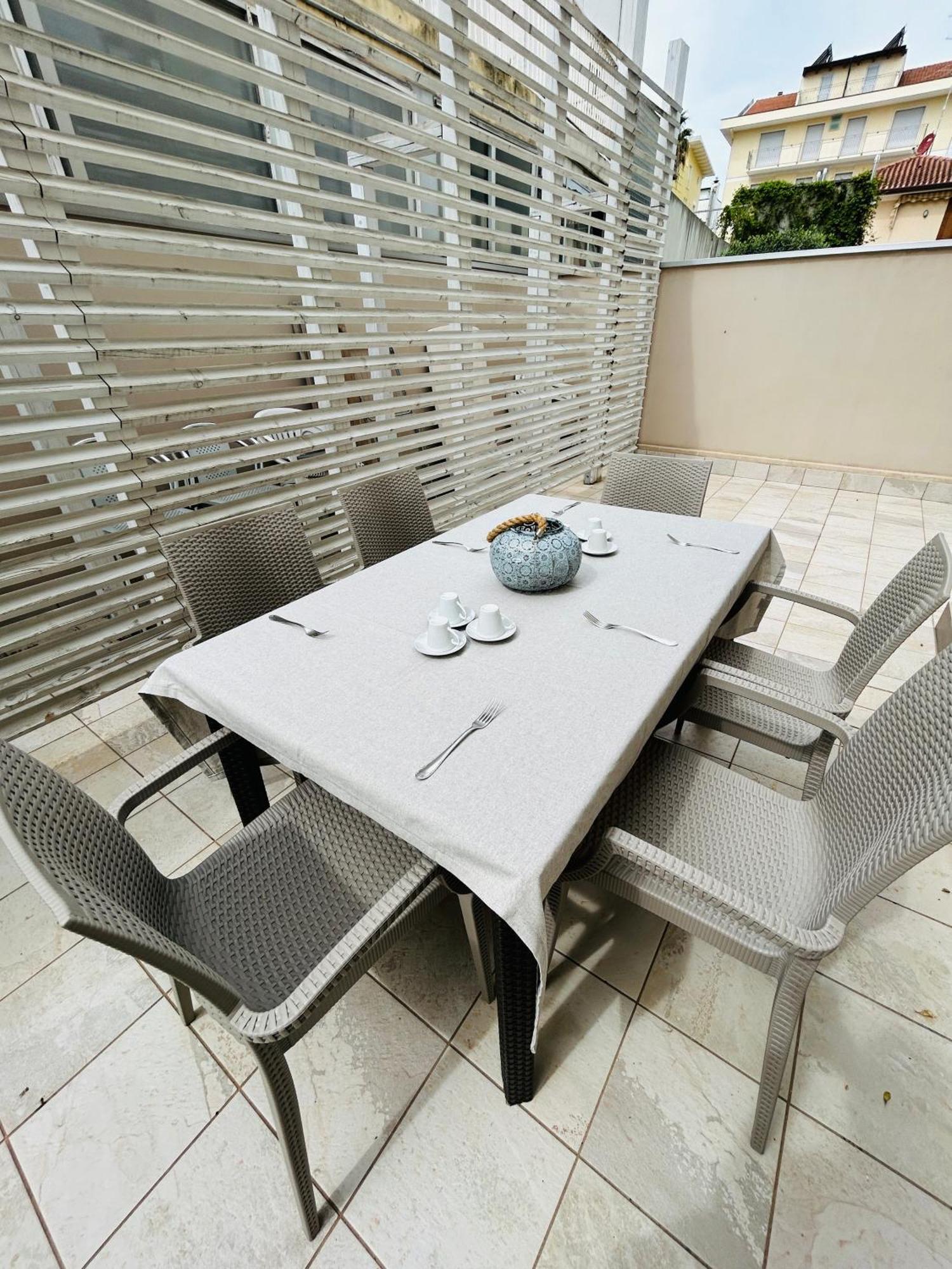Menotti 3A-Flexrent Abissinia Apartment Riccione Exterior foto